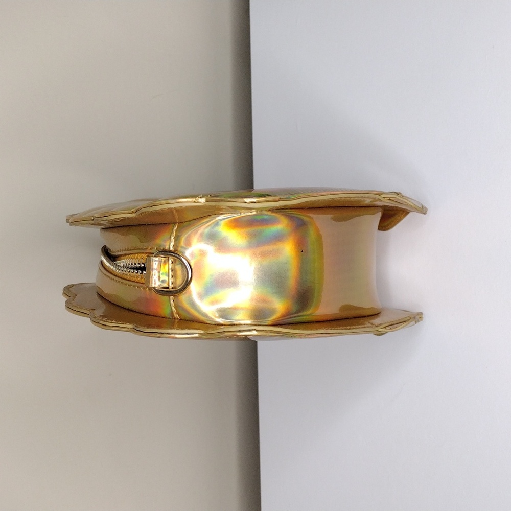 Seashell metallic gold handbag - Picture 5 of 5